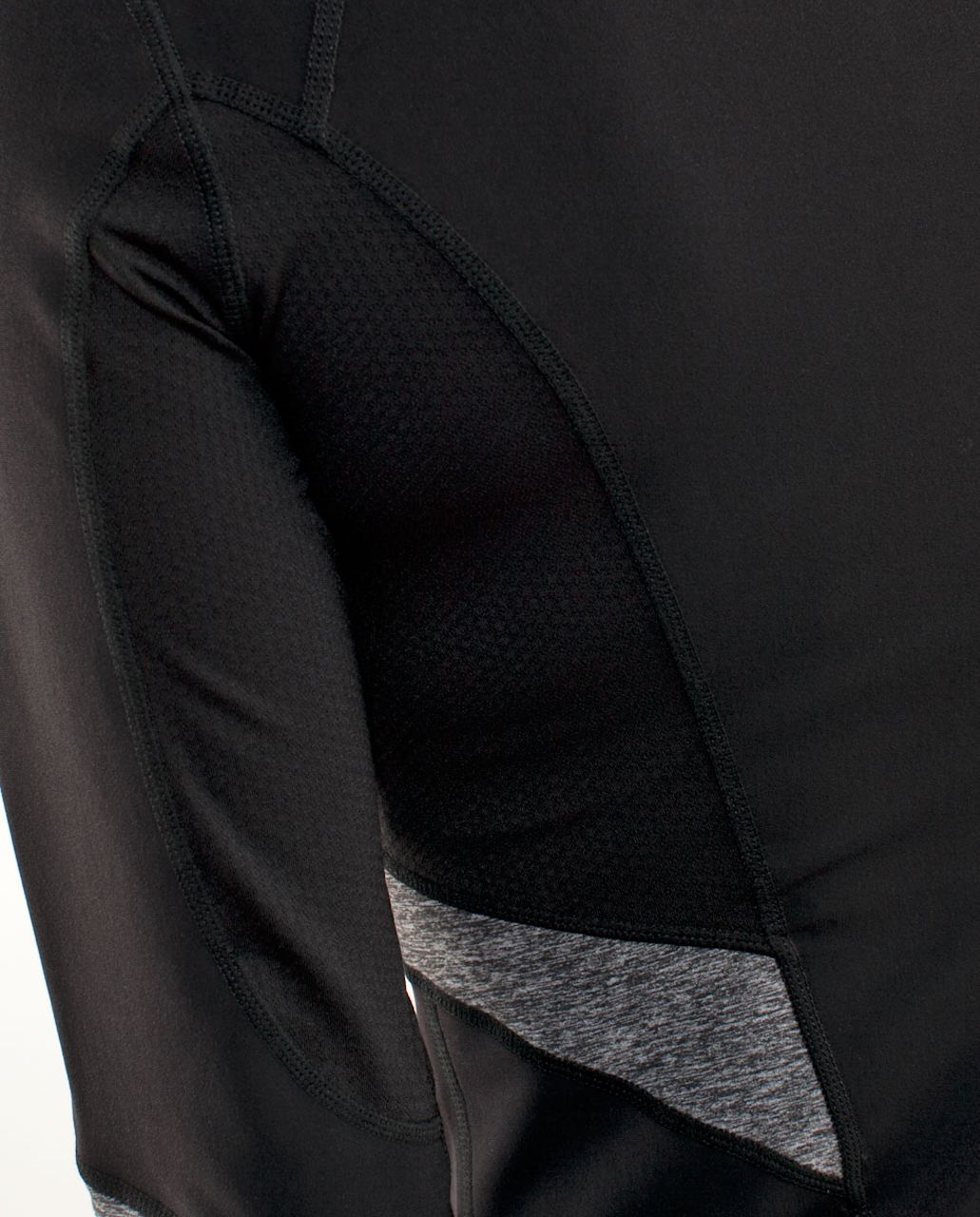 Lululemon Run:  Distance Pullover - Black /  Heathered Black