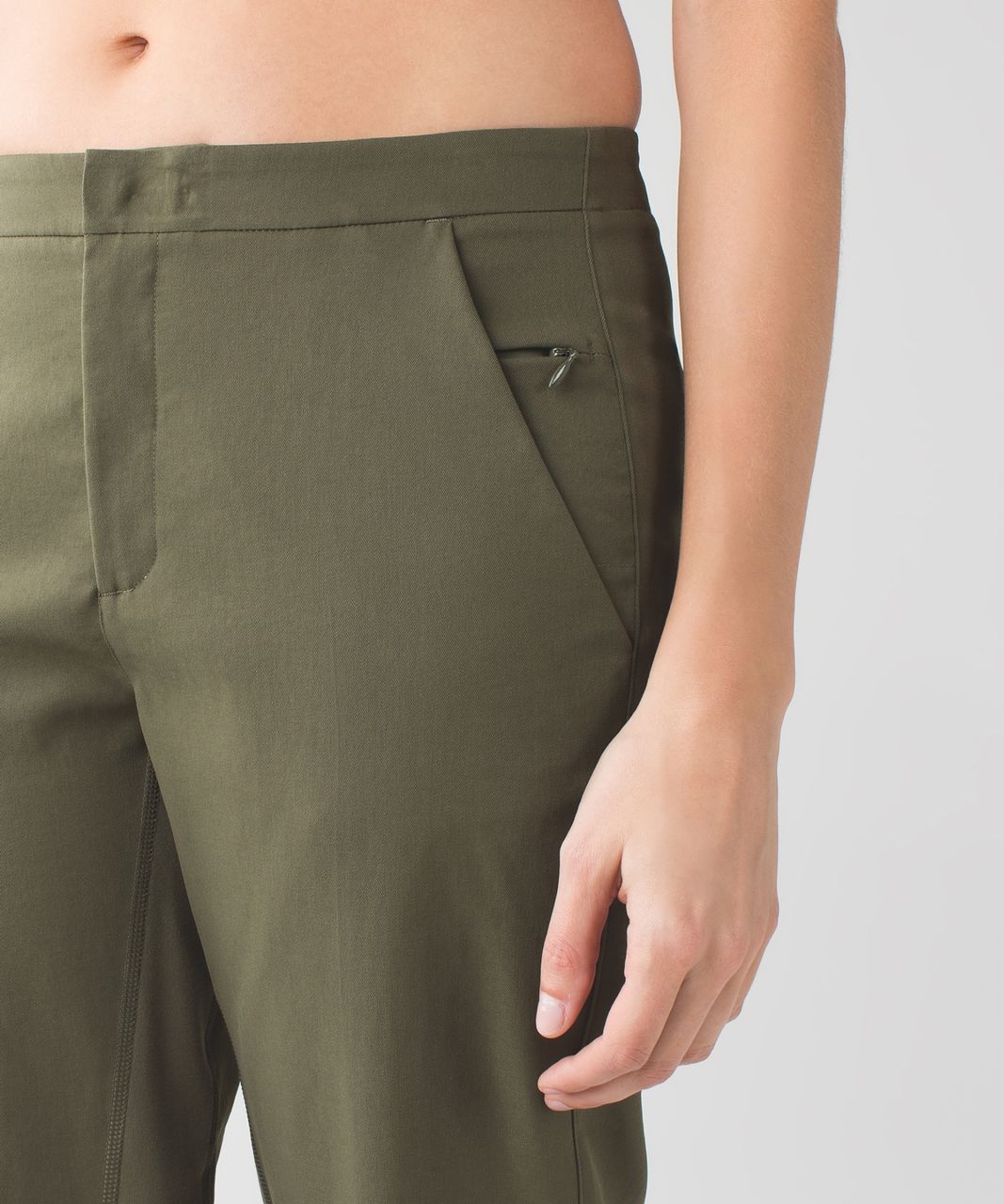 Lululemon &go City Trek Trouser - Fatigue Green