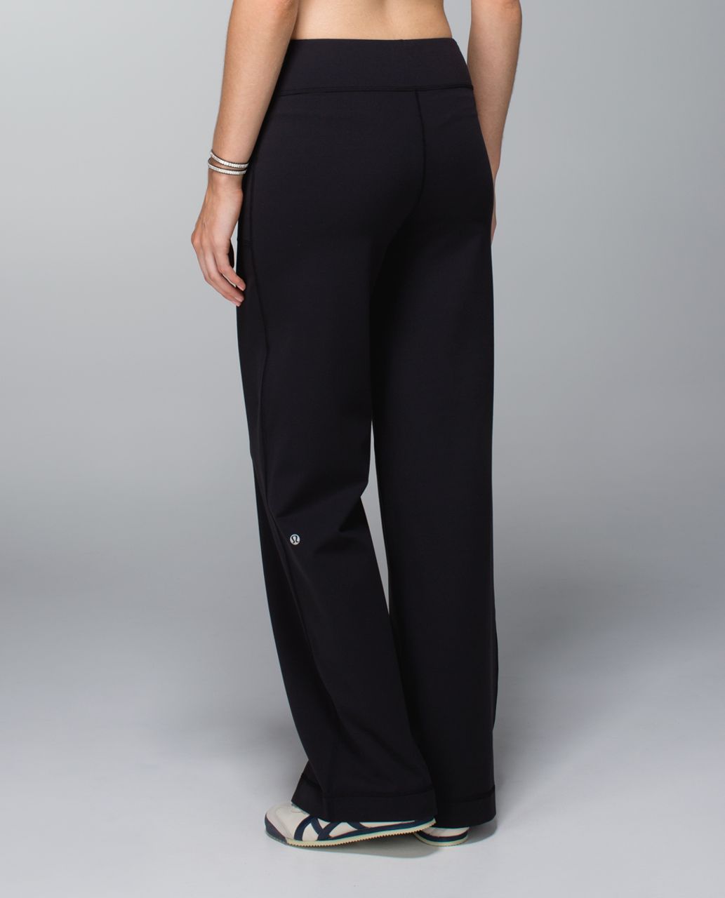 Lululemon Still Pant (Tall) - Black 