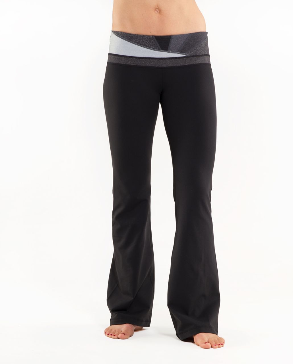 Lululemon Groove Pant (Tall) - Black /  Quilting Winter 2 /  Quilting Winter 2