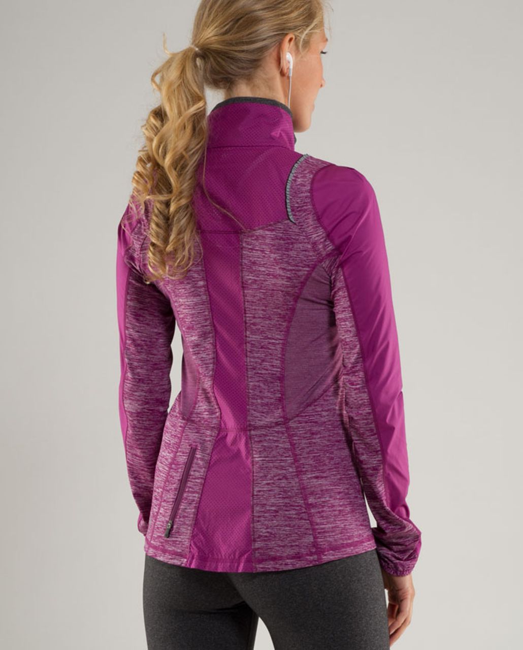 Lululemon Run:  Featherweight Hybrid Jacket - Dew Berry /  Black