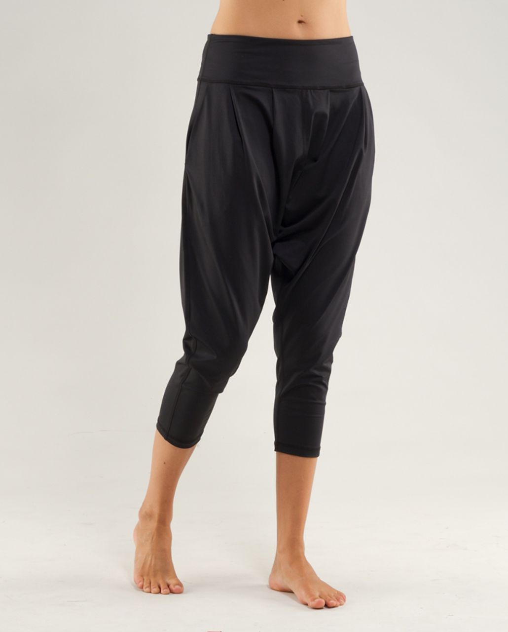 lululemon baggy pants