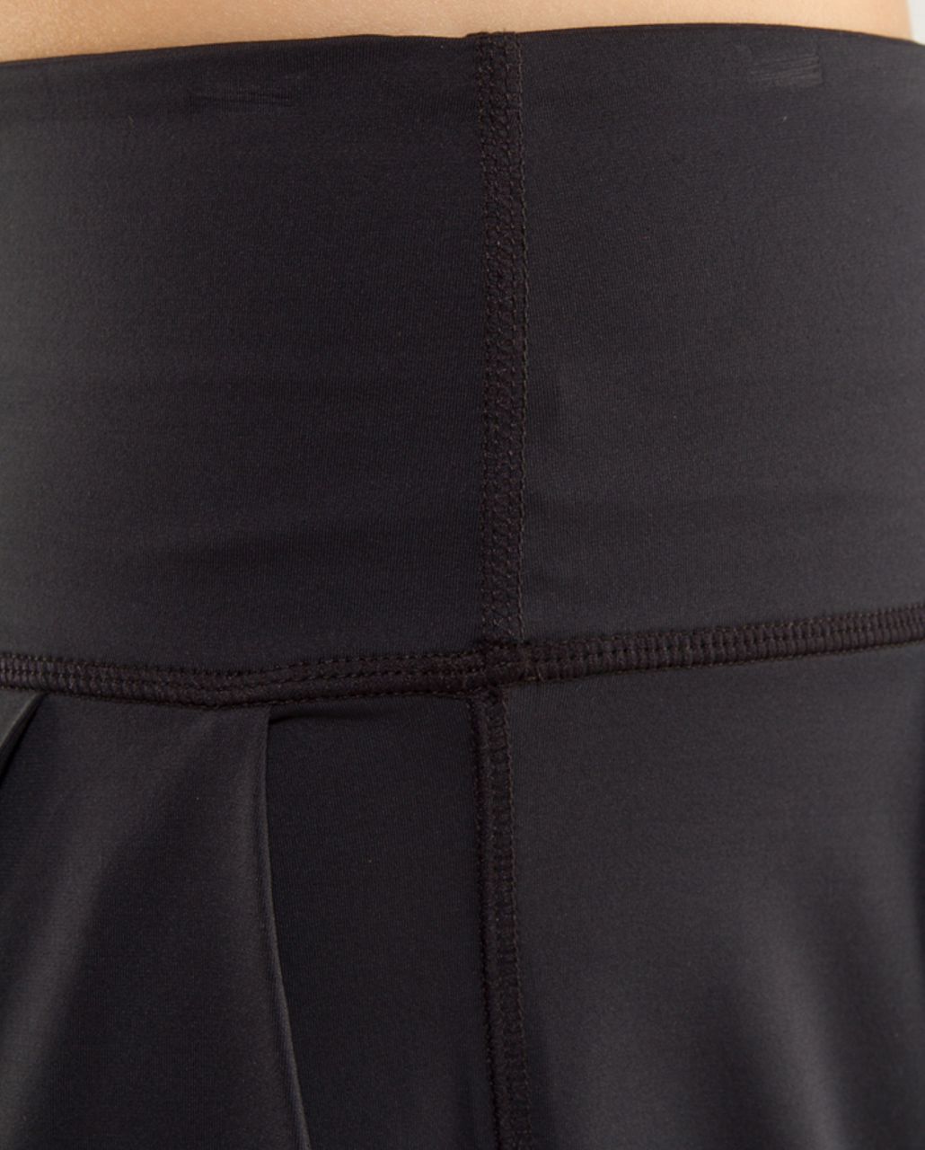 Lululemon Harem Crop - Black