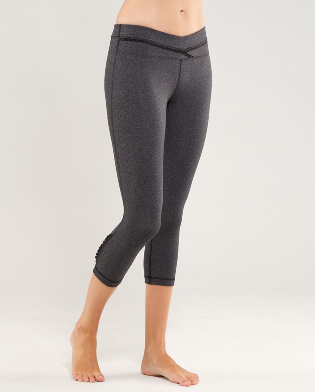 Lululemon Priiti Crop - Heathered Black /  Black Stripes Galore