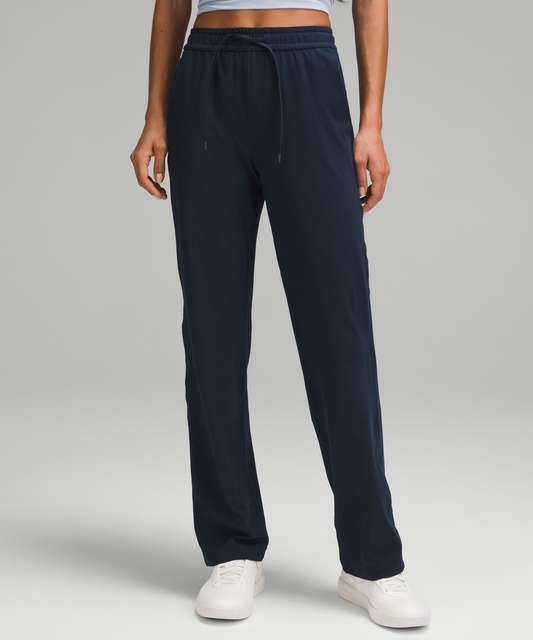 Lululemon Soft Jersey Straight-Leg Mid-Rise Pant *Regular Lululemon Soft Jersey Straight-Leg Mid-Rise Pant *Regular