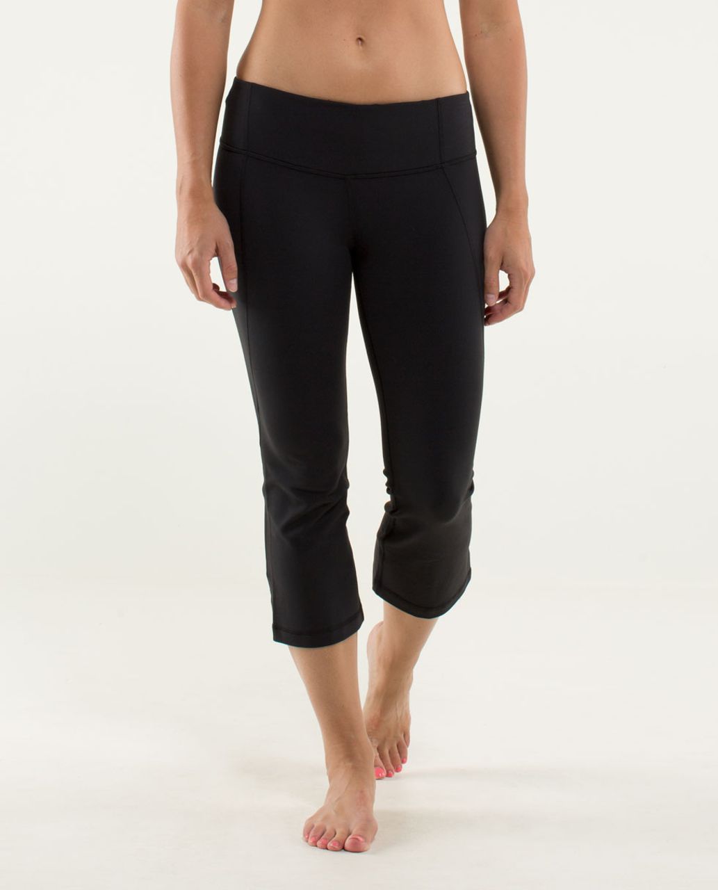 Lululemon Gather & Crow Crop - Black