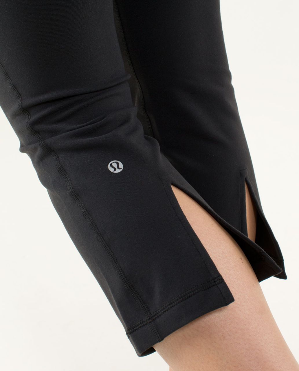 Lululemon Gather & Crow Crop - Black - lulu fanatics