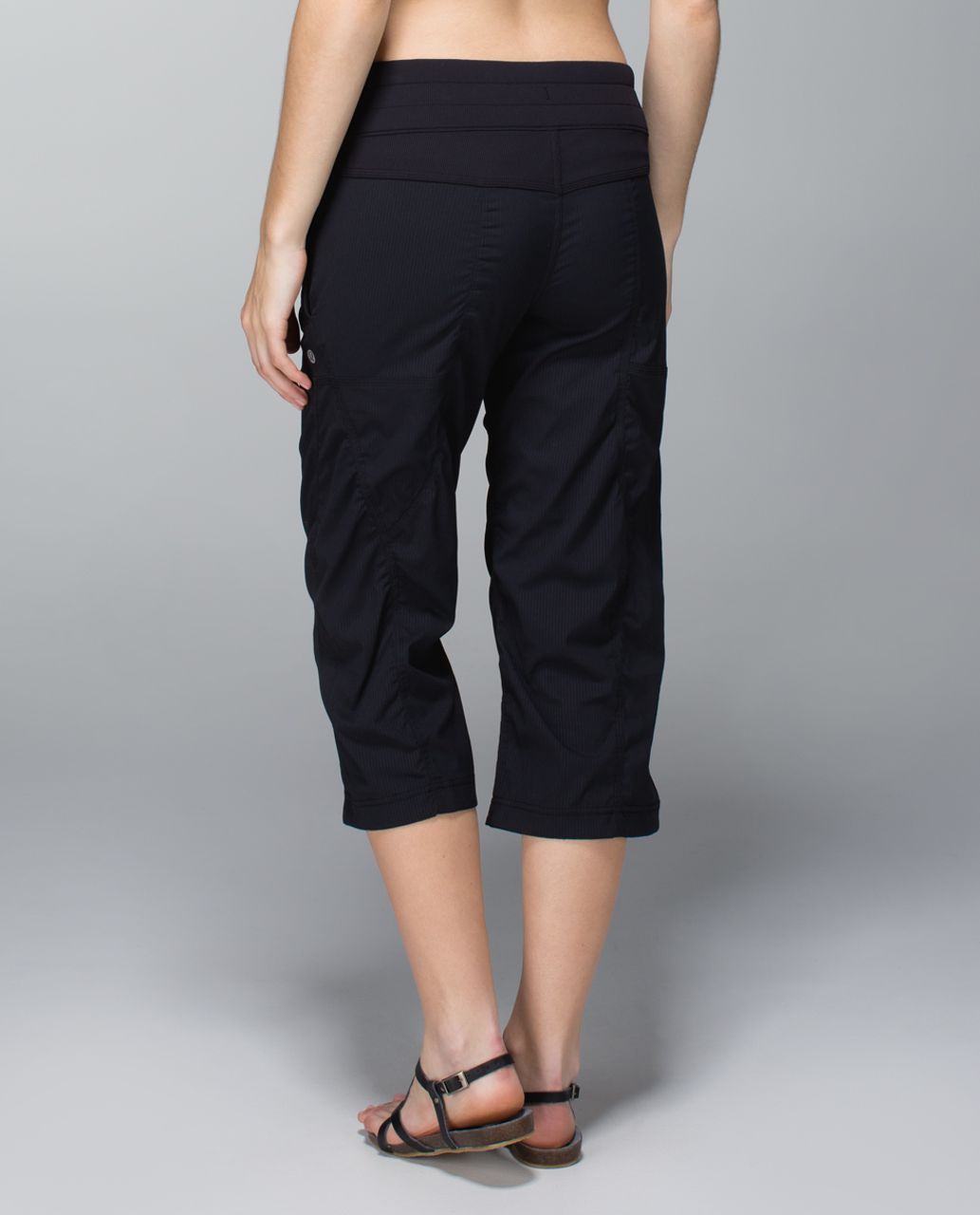 Lululemon Studio Crop - Black - lulu fanatics