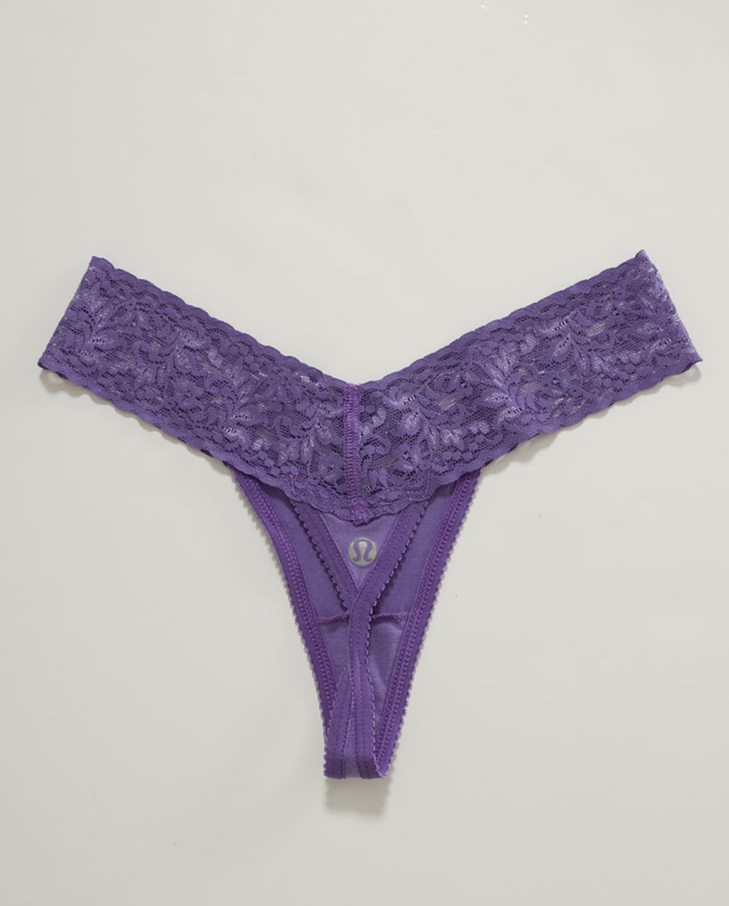 Lululemon Lacey Luluthong - Grapeseed