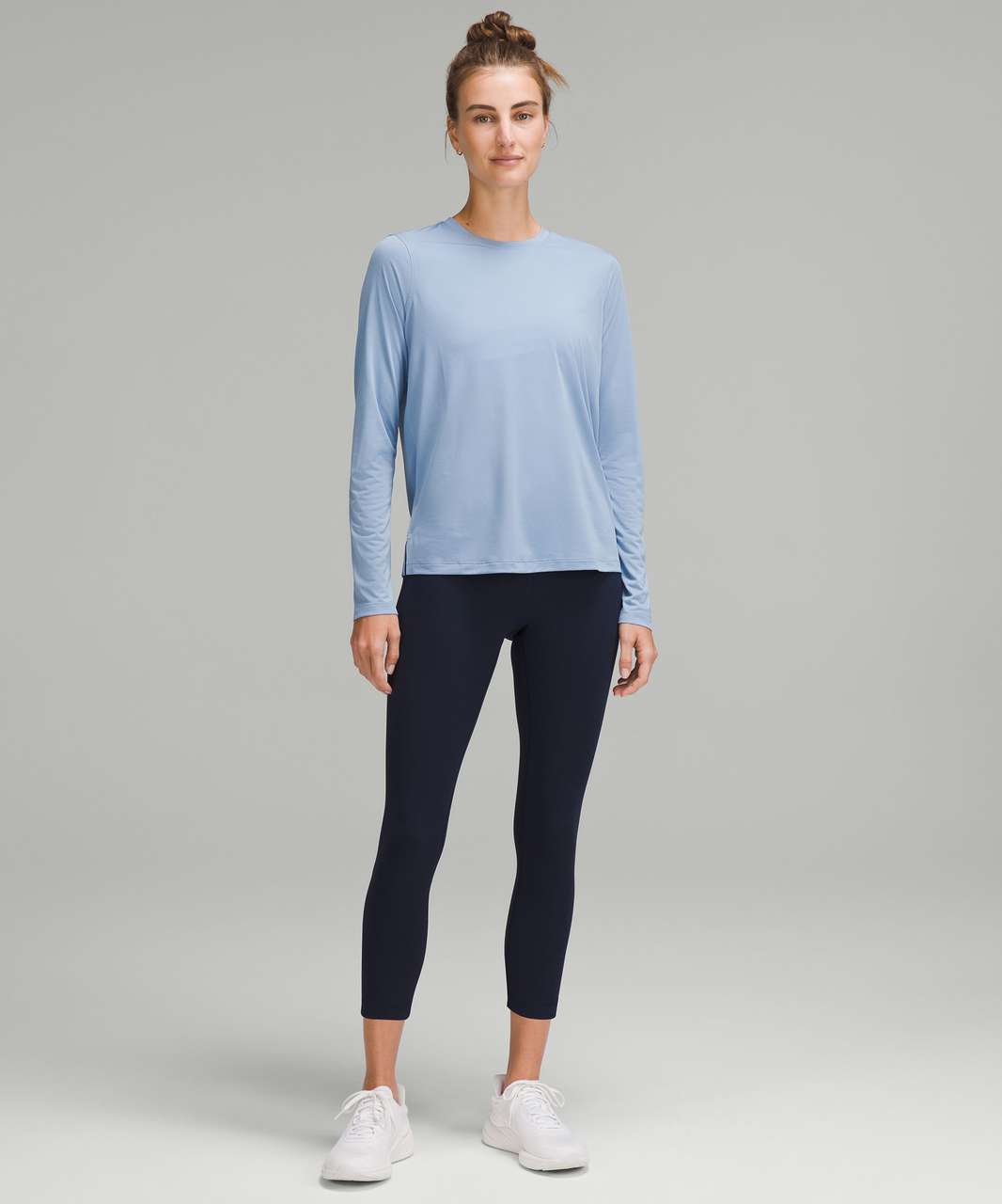Lululemon Ultralight Hip-Length Long-Sleeve Shirt - Blue Lululemon Ultralight Hip-Length Long-Sleeve Shirt - Blue