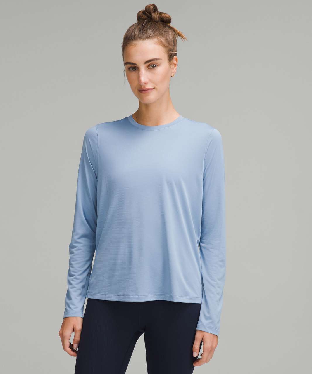 Lululemon Ultralight Hip-Length Long-Sleeve Shirt - Blue Lululemon Ultralight Hip-Length Long-Sleeve Shirt - Blue