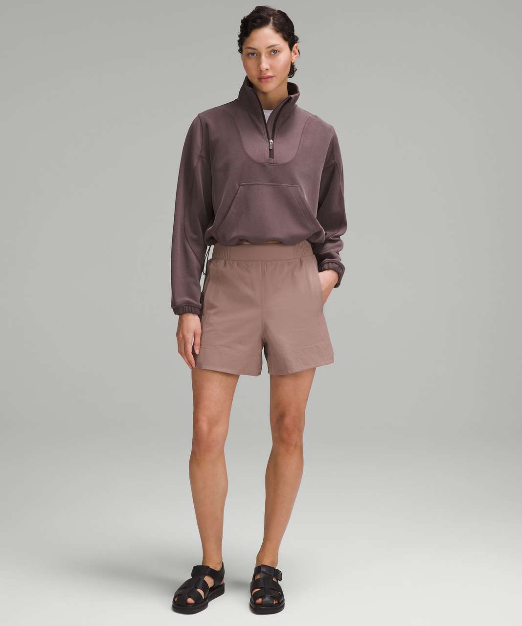 Lululemon Stretch Woven Relaxed-Fit High-Rise Short 4 Lululemon Stretch Woven Relaxed-Fit High-Rise Short 4