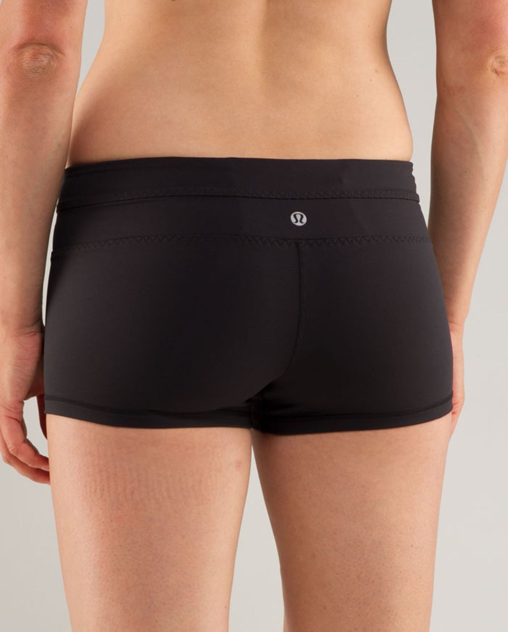 Lululemon Warrior II Hot Short - Black