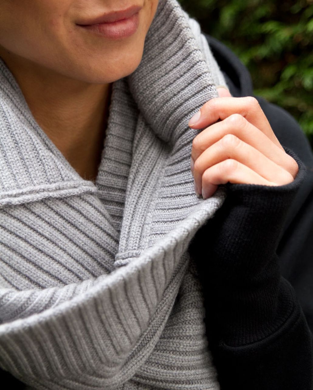 Lululemon Movement Neckwarmer - Heathered Coal