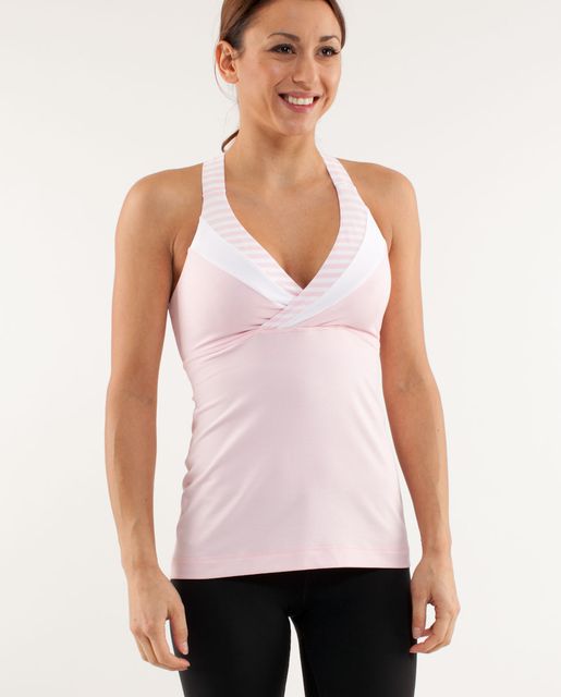 My Superficial Endeavors: Lululemon Deep Breath Tank - Beautiful!