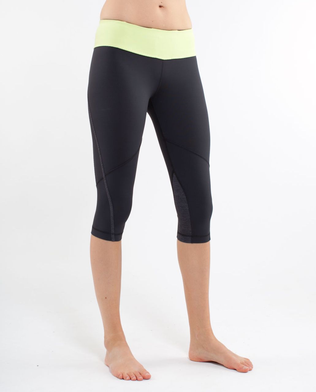 Lululemon Run:  For It Crop - Deep Coal /  Wild Lime