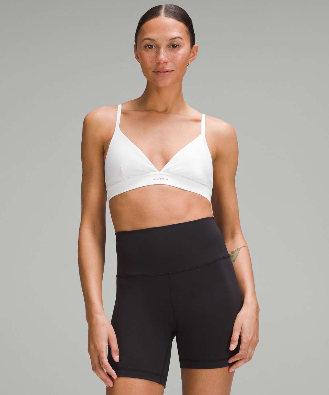 Lululemon License to Train Triangle Bra *Light Support, A/B Lululemon License to Train Triangle Bra *Light Support, A/B
