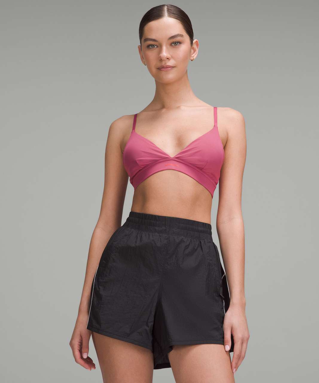 Lululemon License to Train Triangle Bra *Light Support, A/B Lululemon License to Train Triangle Bra *Light Support, A/B