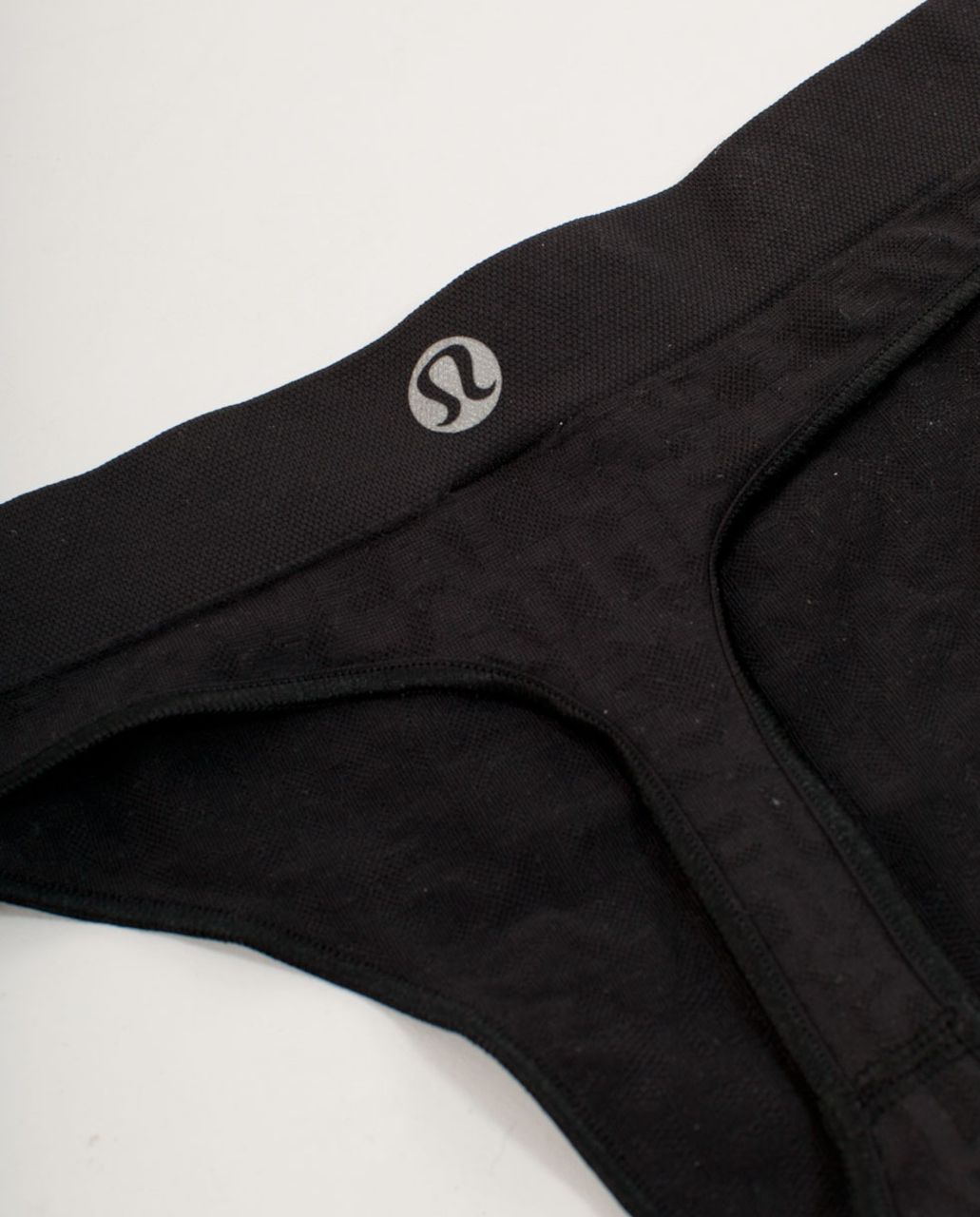 Lululemon Premium Technithong - Black