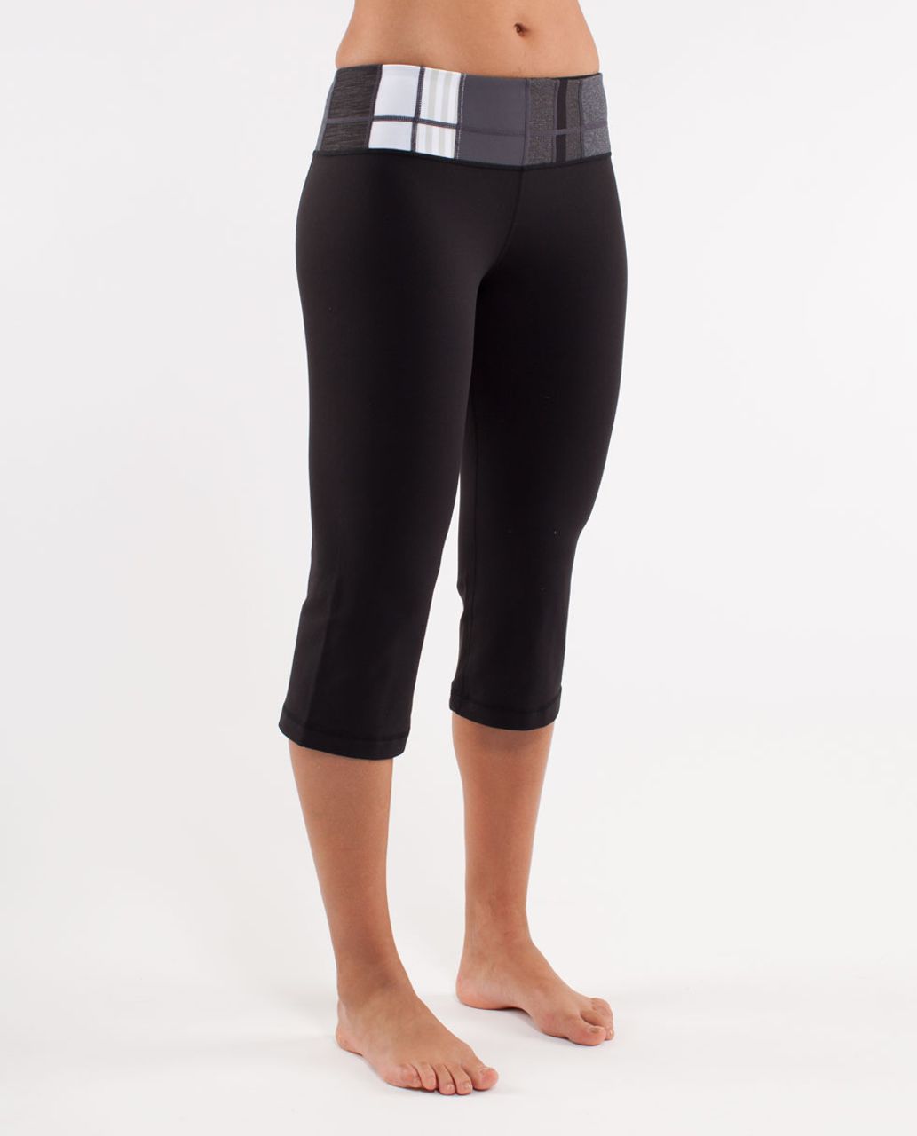 Lululemon Groove Crop - Black /  Quilting Winter 20