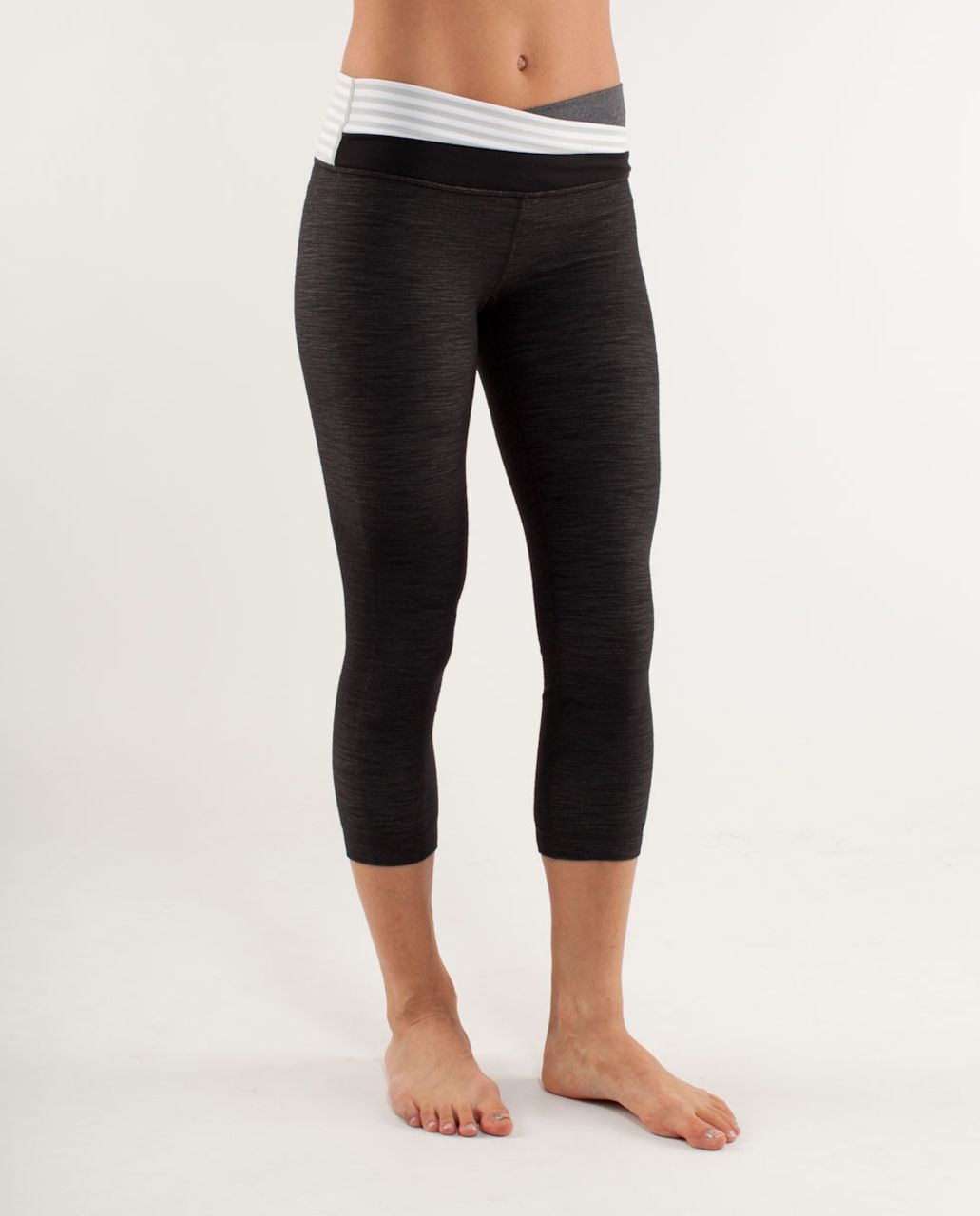 Lululemon Astro Wunder Under Crop *Denim - Black Deep Coal Slub Denim /  Heathered Deep Coal /  Siler Spoon Heathered Deep Coal Mir