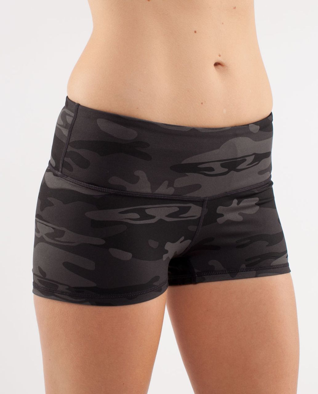 Lululemon Boogie Short - Black /  Retro Camo