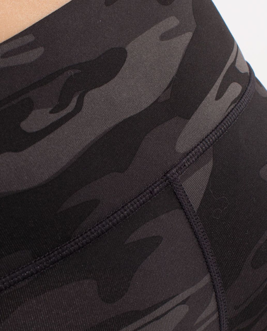 Lululemon Boogie Short - Black /  Retro Camo