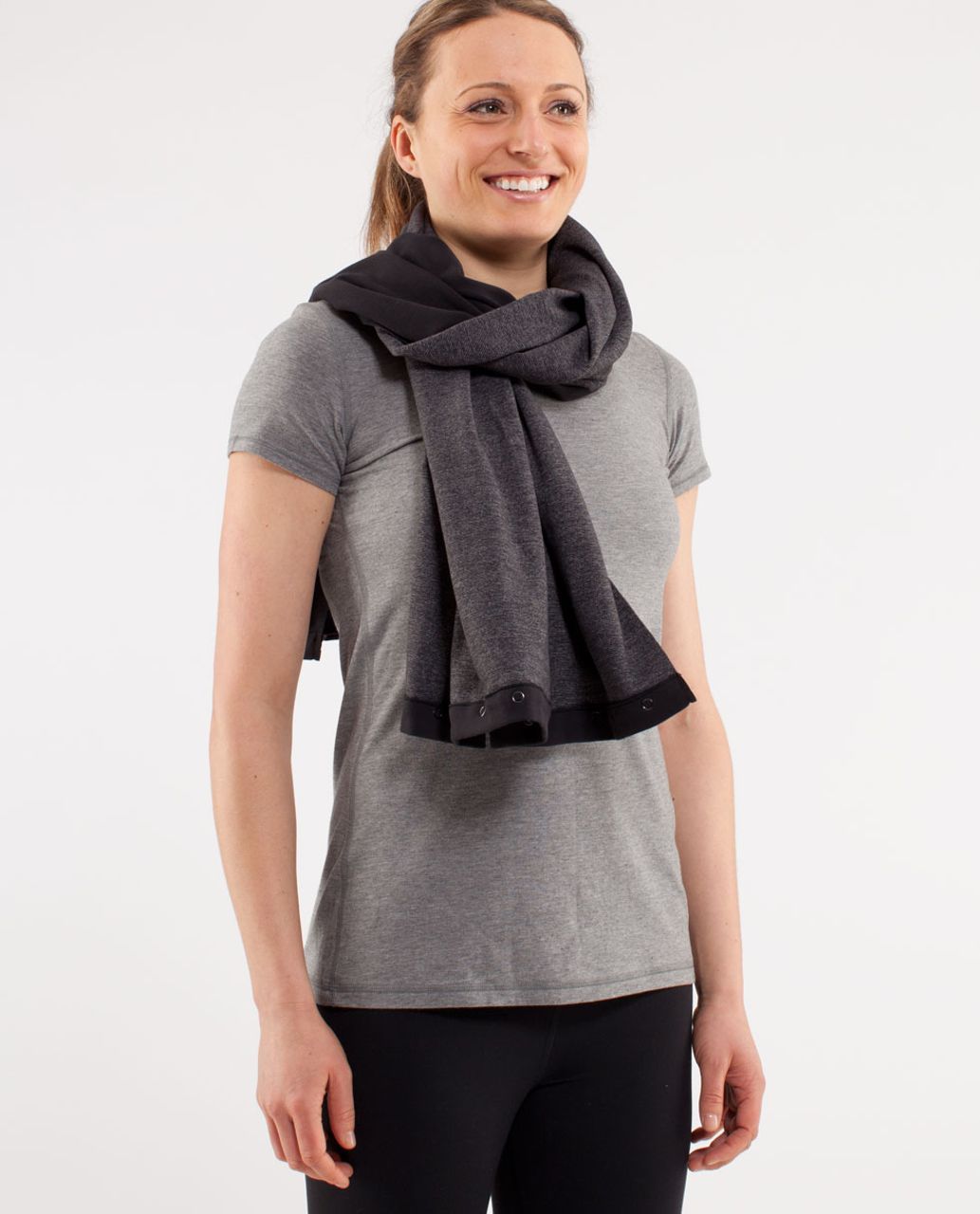 Lululemon Vinyasa Scarf - Black /  Wee Stripe Black Heathered Black