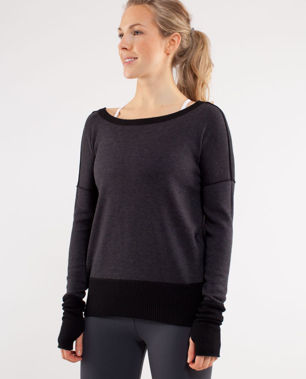 Lululemon Yin Me Pullover - Black /  Coal