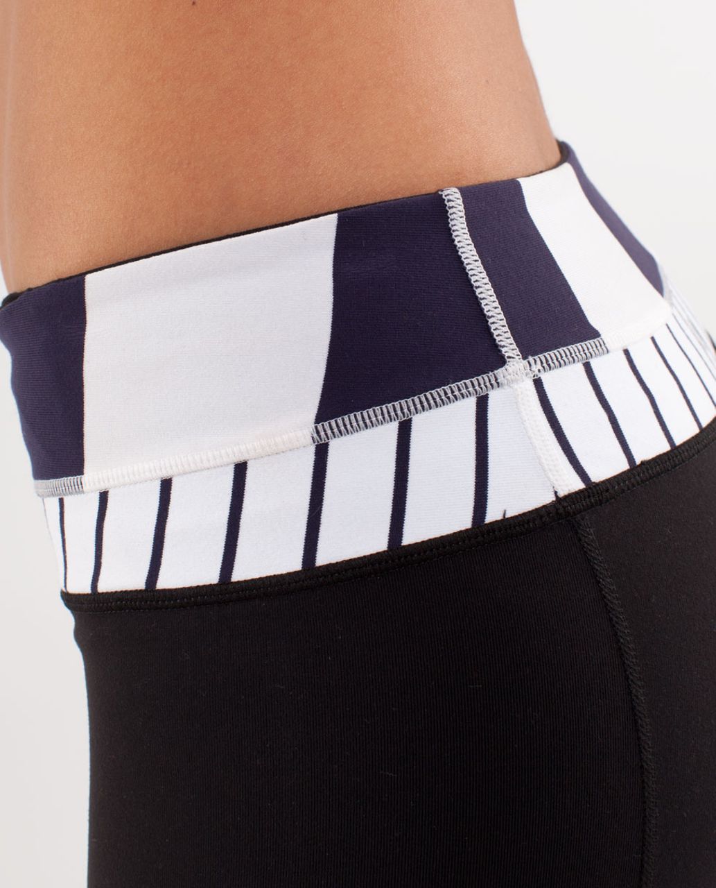 Lululemon Groove Crop - Black /  Wide Bold Stripe White Deep Indigo /  Quiet Stripe White Deep Indigo