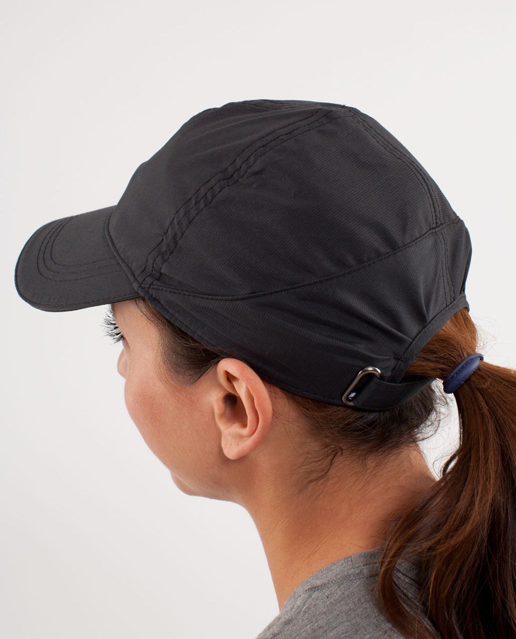 Lululemon Run Like The Wind Hat - Black Teeny Stripe