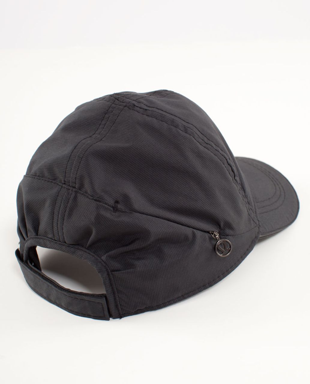 Lululemon Run Like The Wind Hat - Black Teeny Stripe