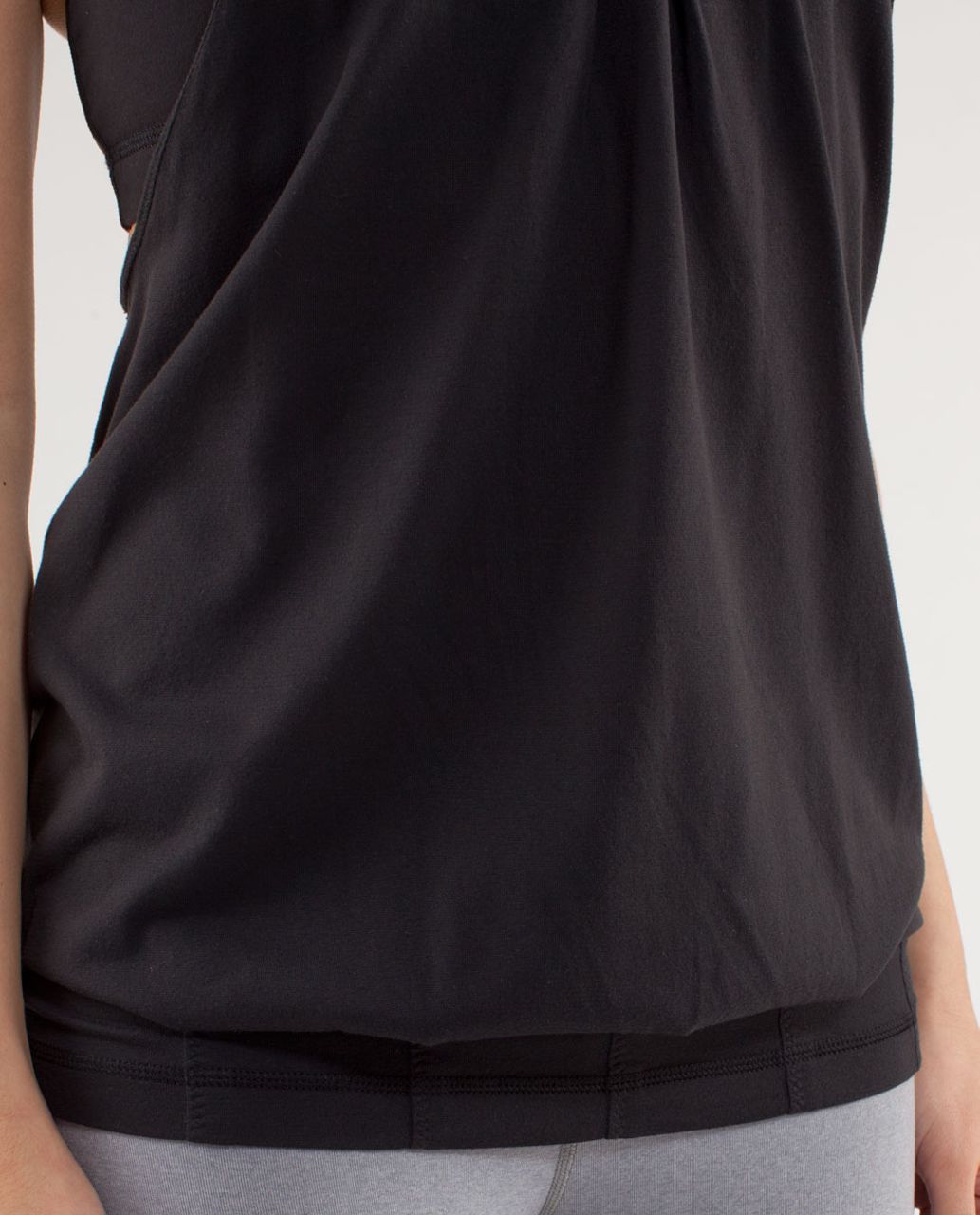 Lululemon Practice Freely Tank - Black