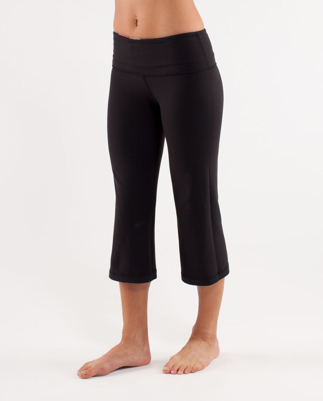 Lululemon Groove Crop - Black / Quilting Spring 13 / Heathered Deep ...