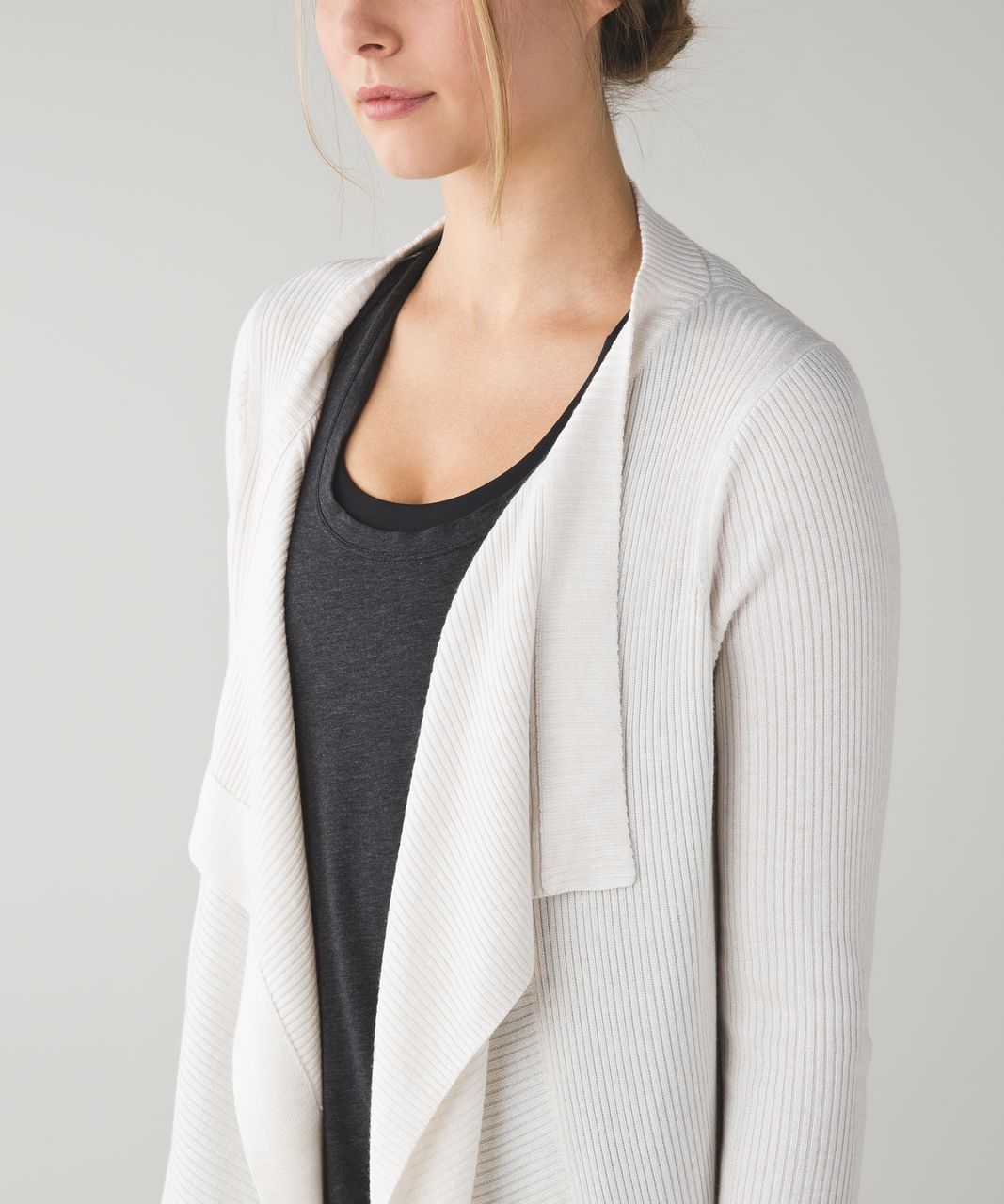 Lululemon Resolution Wrap - Heathered White