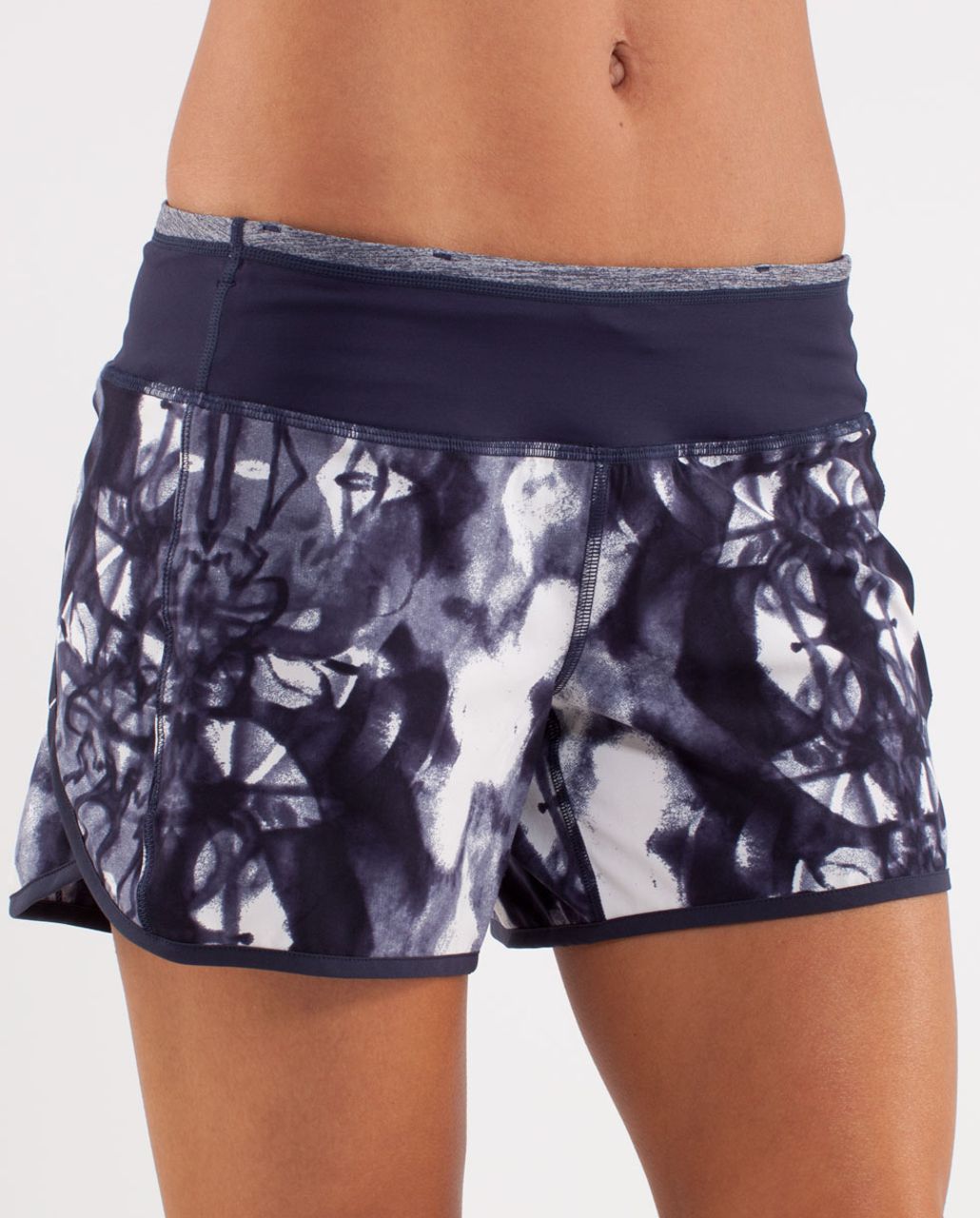 lululemon turbo run shorts