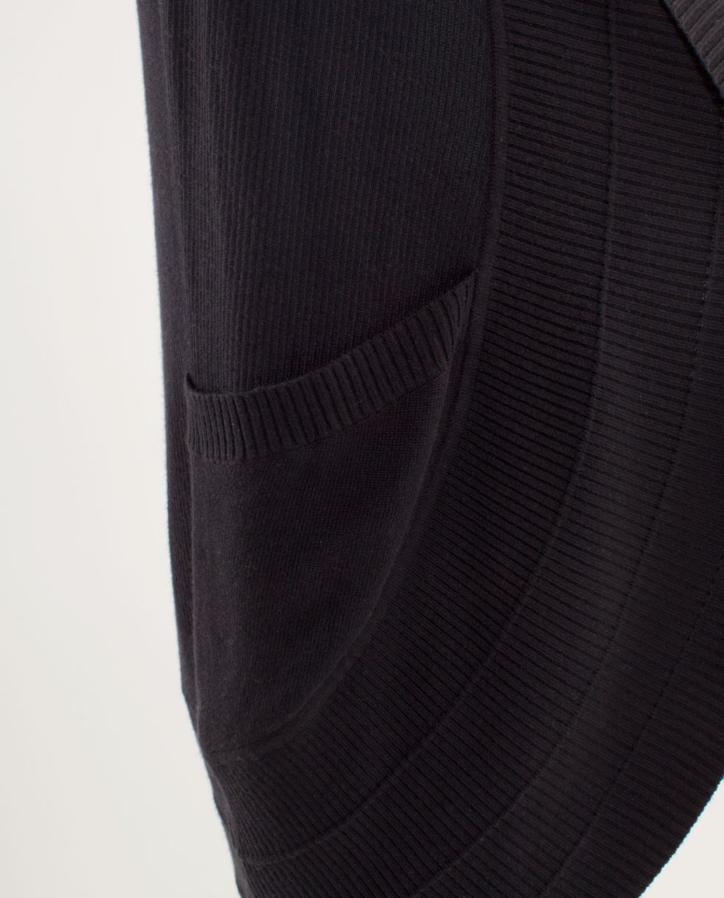 Lululemon Transformation Wrap - Black /  Coal