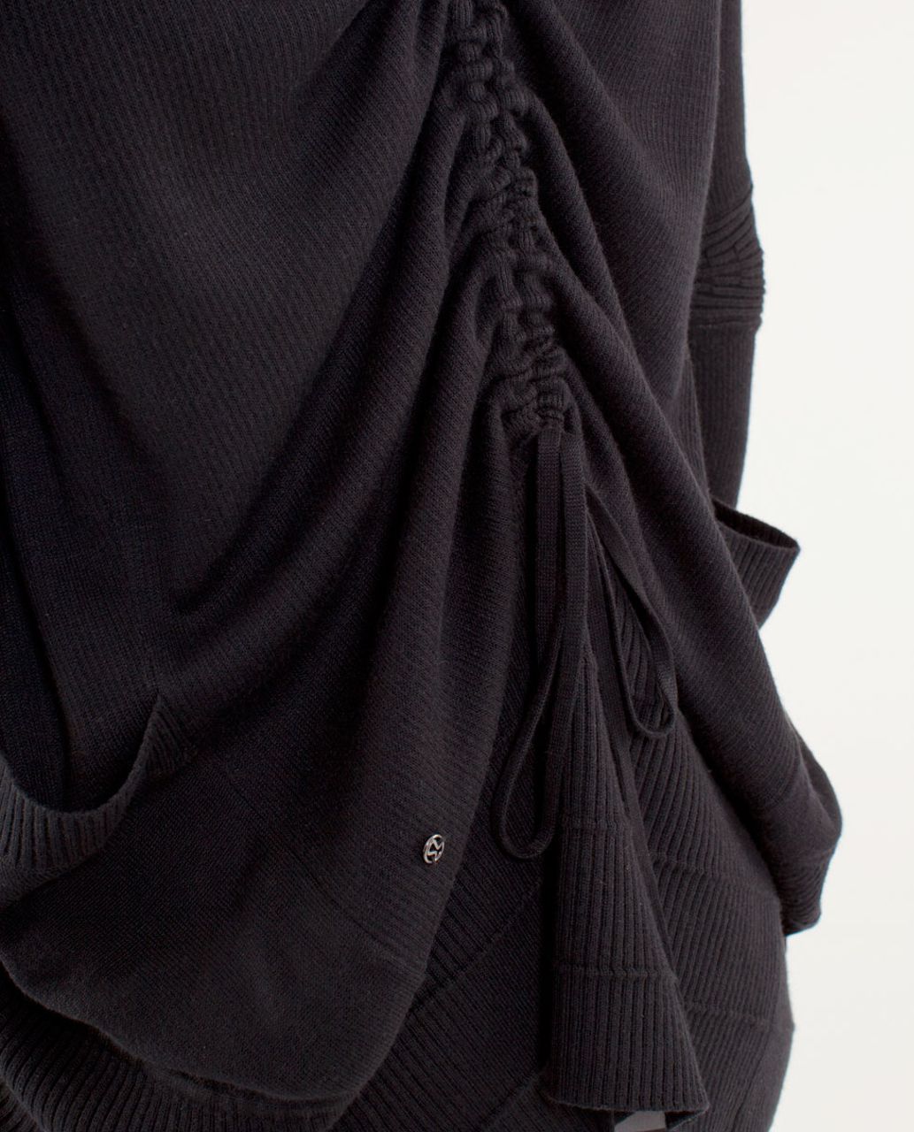 Lululemon Transformation Wrap - Black /  Coal