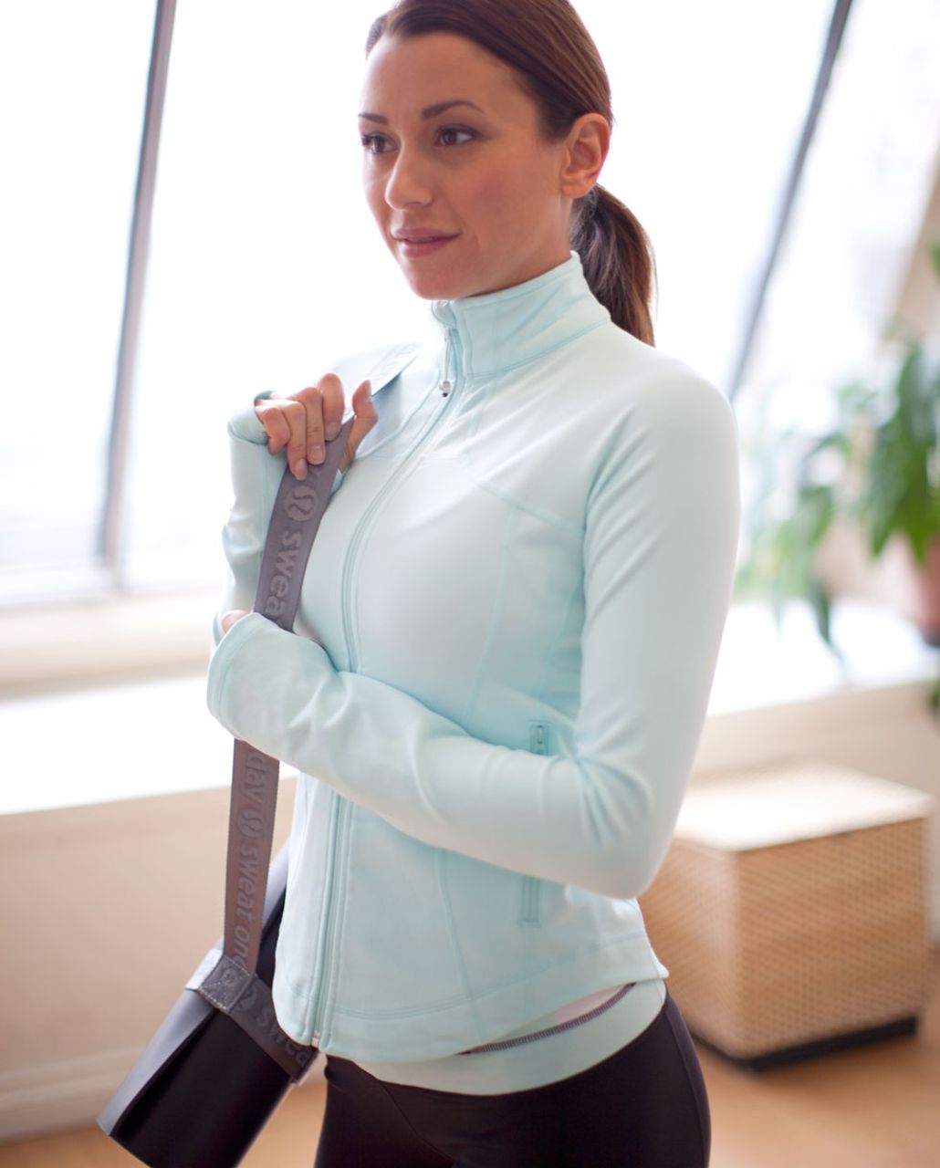 Lululemon Shape Jacket - Aquamarine - lulu fanatics