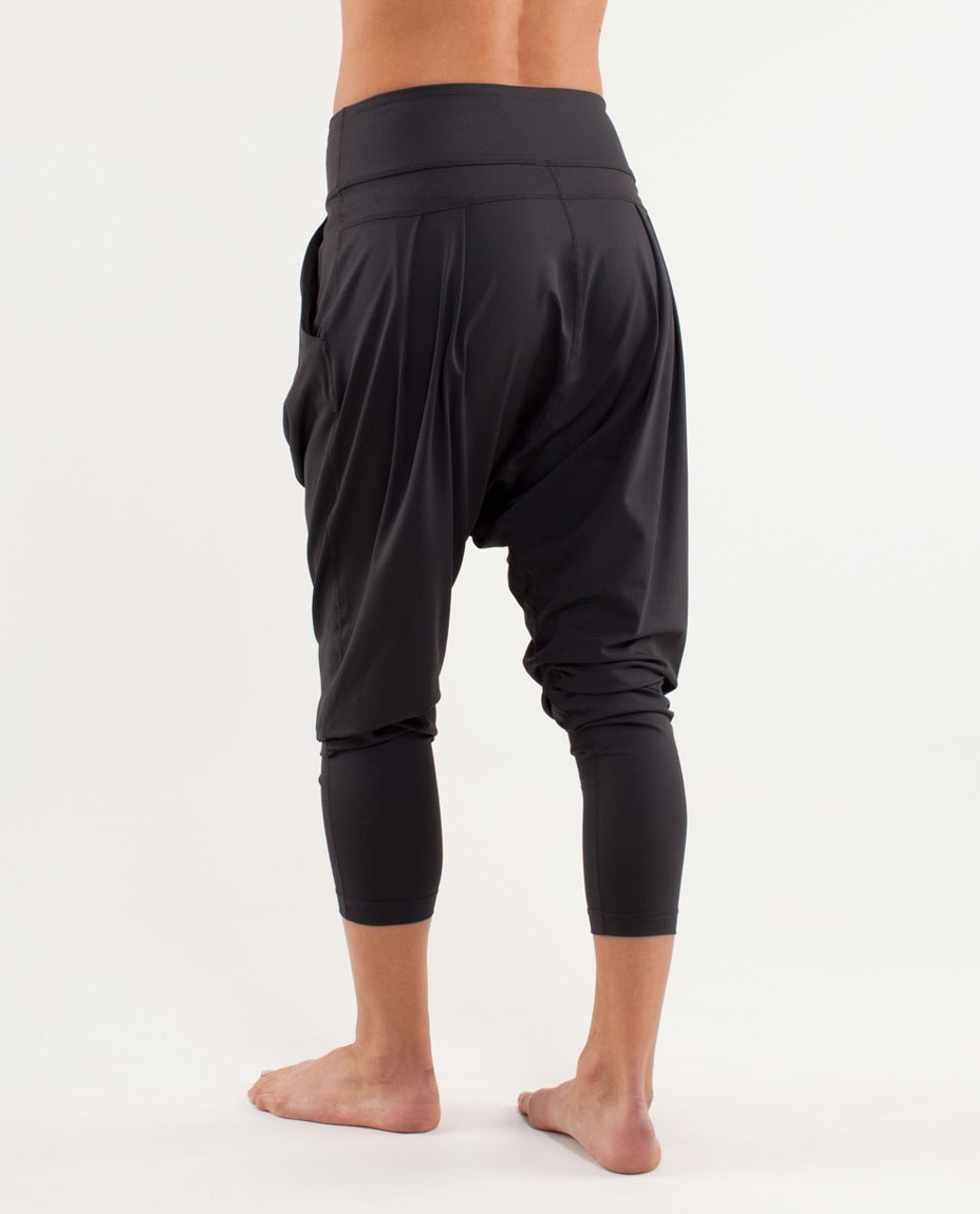 Lululemon Happy Hatha Crop - Deep Coal