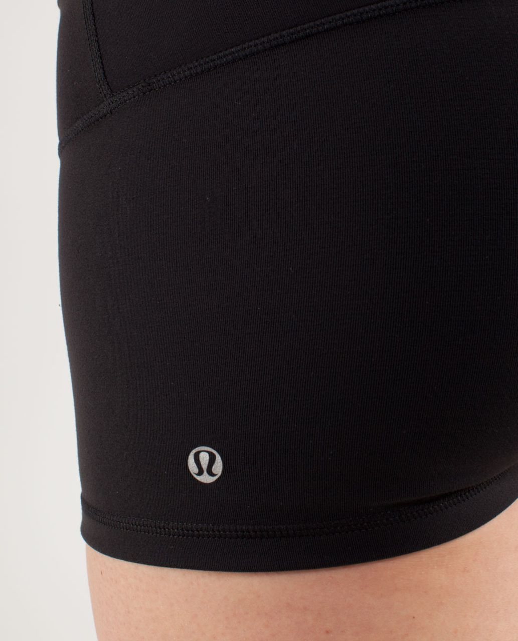 Lululemon Boogie Short *Silver - Black