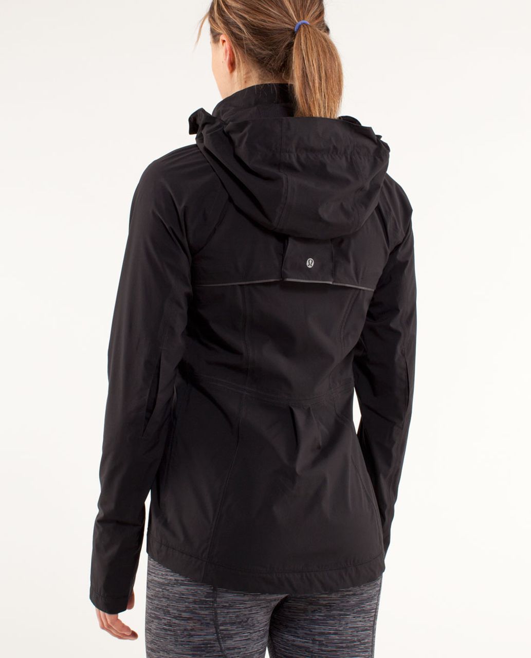 Lululemon Jacket RARE Windbreaker Rain, Run Hooded Jacket Women’s Size 2  Black