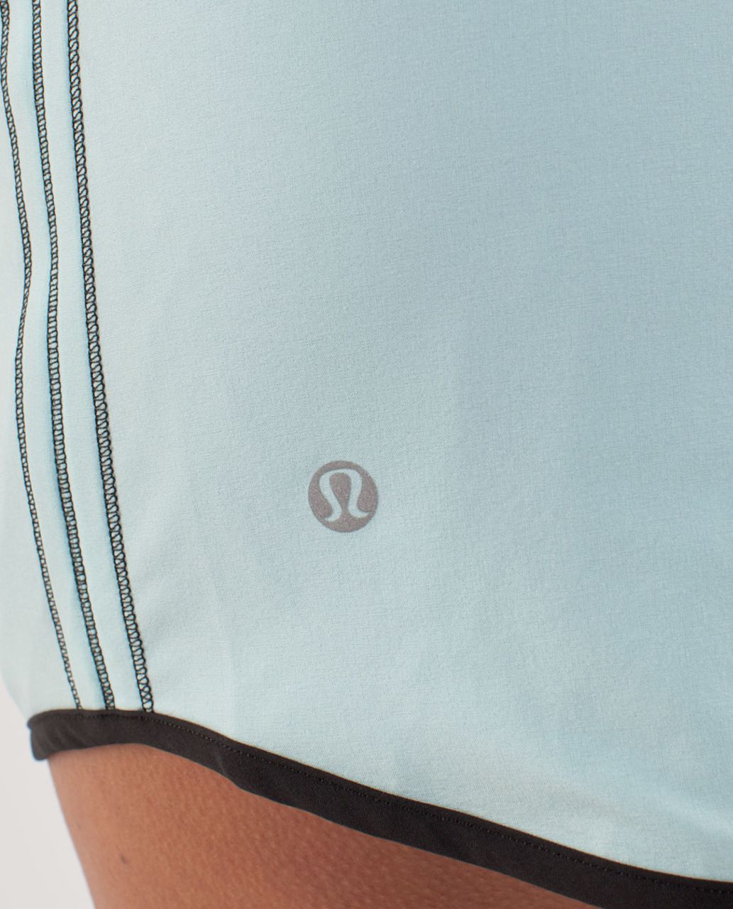 Lululemon Run:  Switch Back Short - Aquamarine /  Black