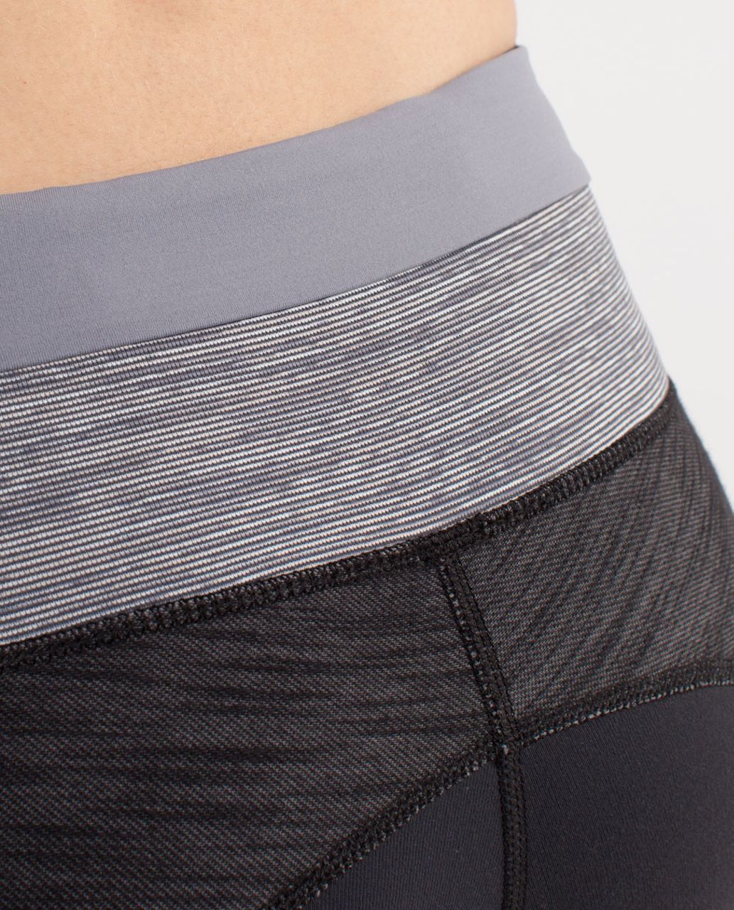 Lululemon Power House Crop - Black / Wee Are From Space Coal Fossil ...