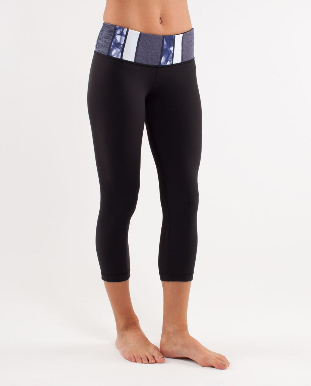 Lululemon Wunder Under Crop - Black /  Quilting Spring 12