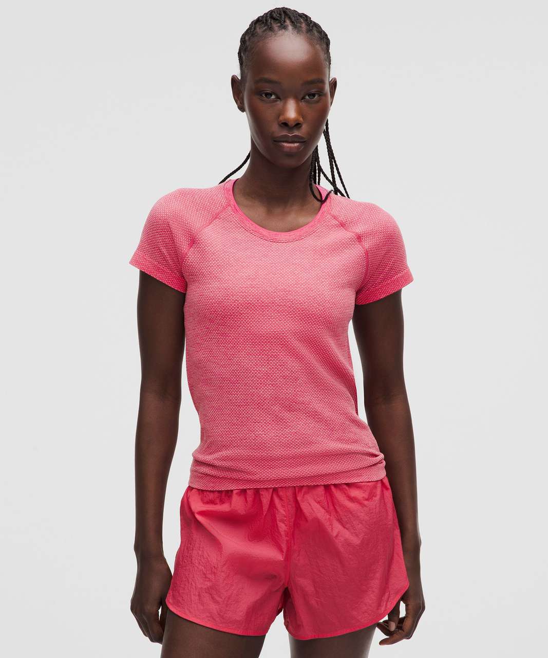 Lululemon Swiftly Tech Short-Sleeve 2.0 Waist Length Lululemon Swiftly Tech Short-Sleeve 2.0 Waist Length