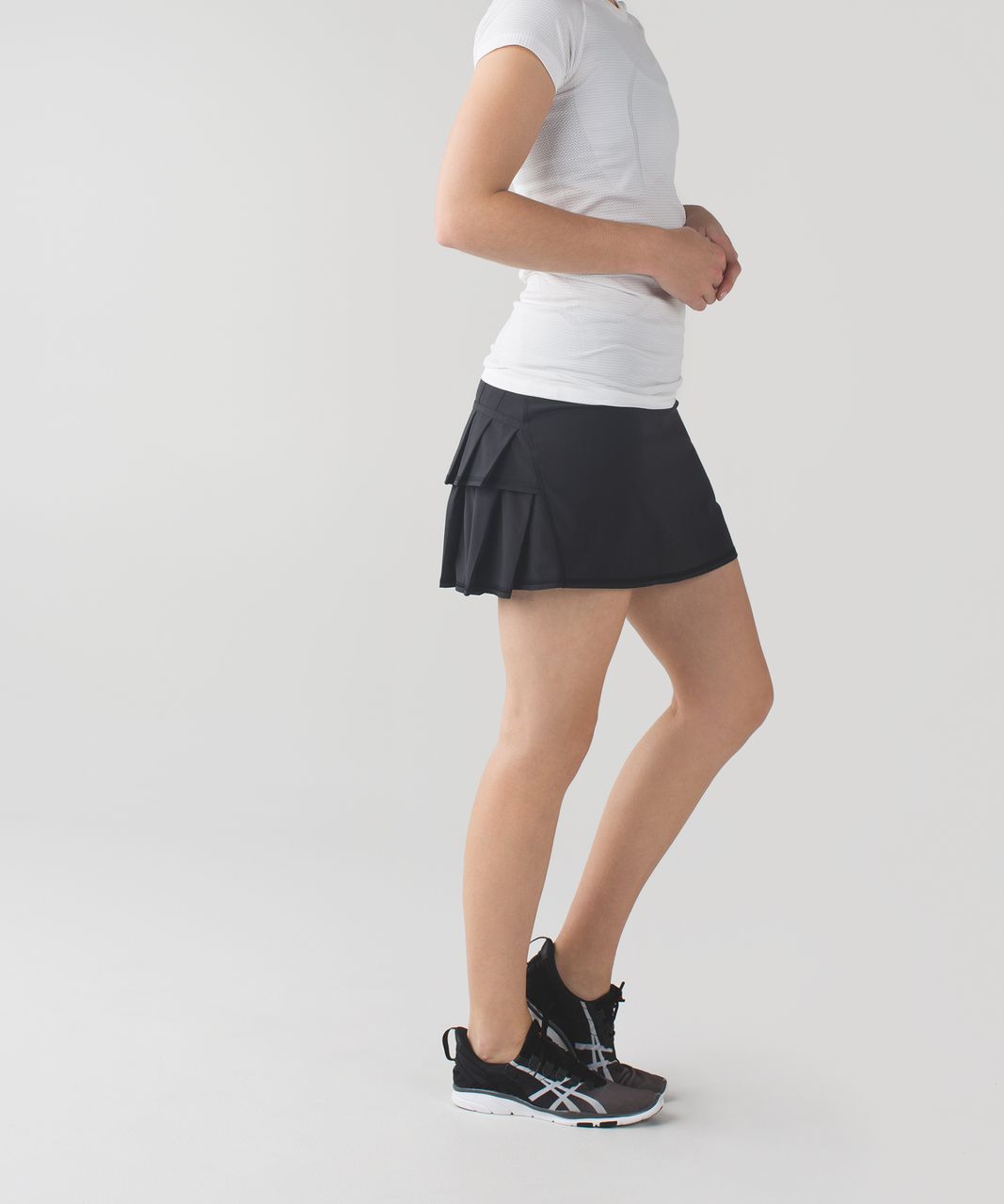 Lululemon Run Pace Setter Skirt in Black Size 6 Tall - $60 - From Callie