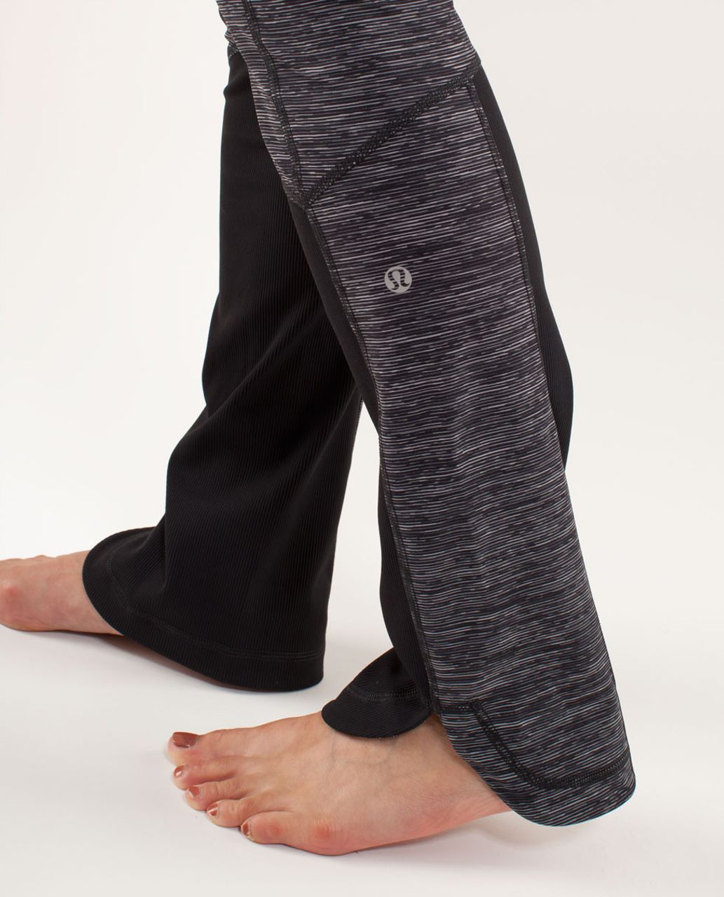 Lululemon Run:  Chase Me Pant - Wee Are From Space Black Combo /  Black