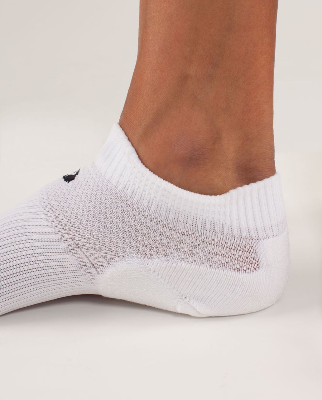 Lululemon Women's Ultimate Padded Run Sock - White