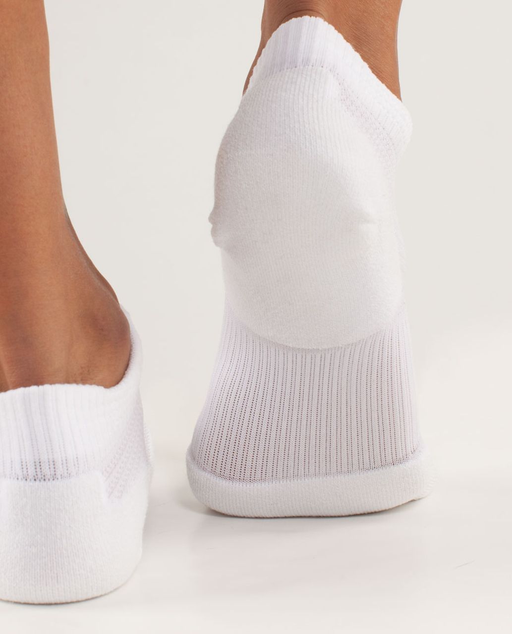 Lululemon Women's Ultimate Padded Run Sock - White